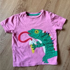 Mini Boden chameleon appliqué shirt sleeve Tee in Pink